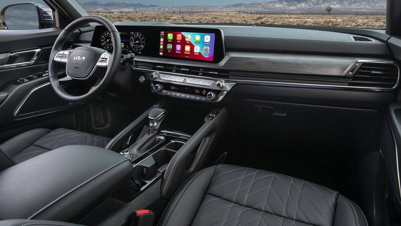 KIA Telluride 2023 - interior