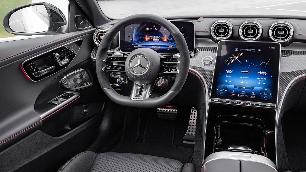 Mercedes-AMG C 43 4MATIC 2022 - interior