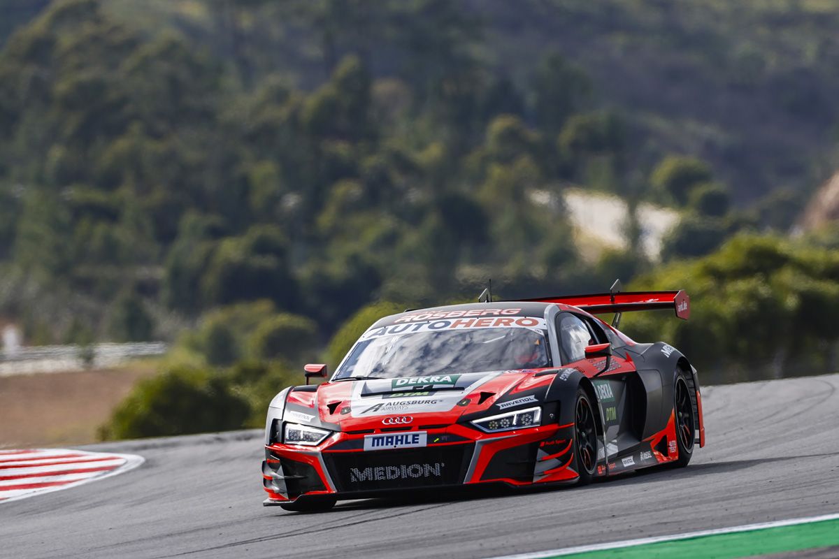 Nico Müller y Sheldon Van der Linde se reparten los libres del DTM en Portimao