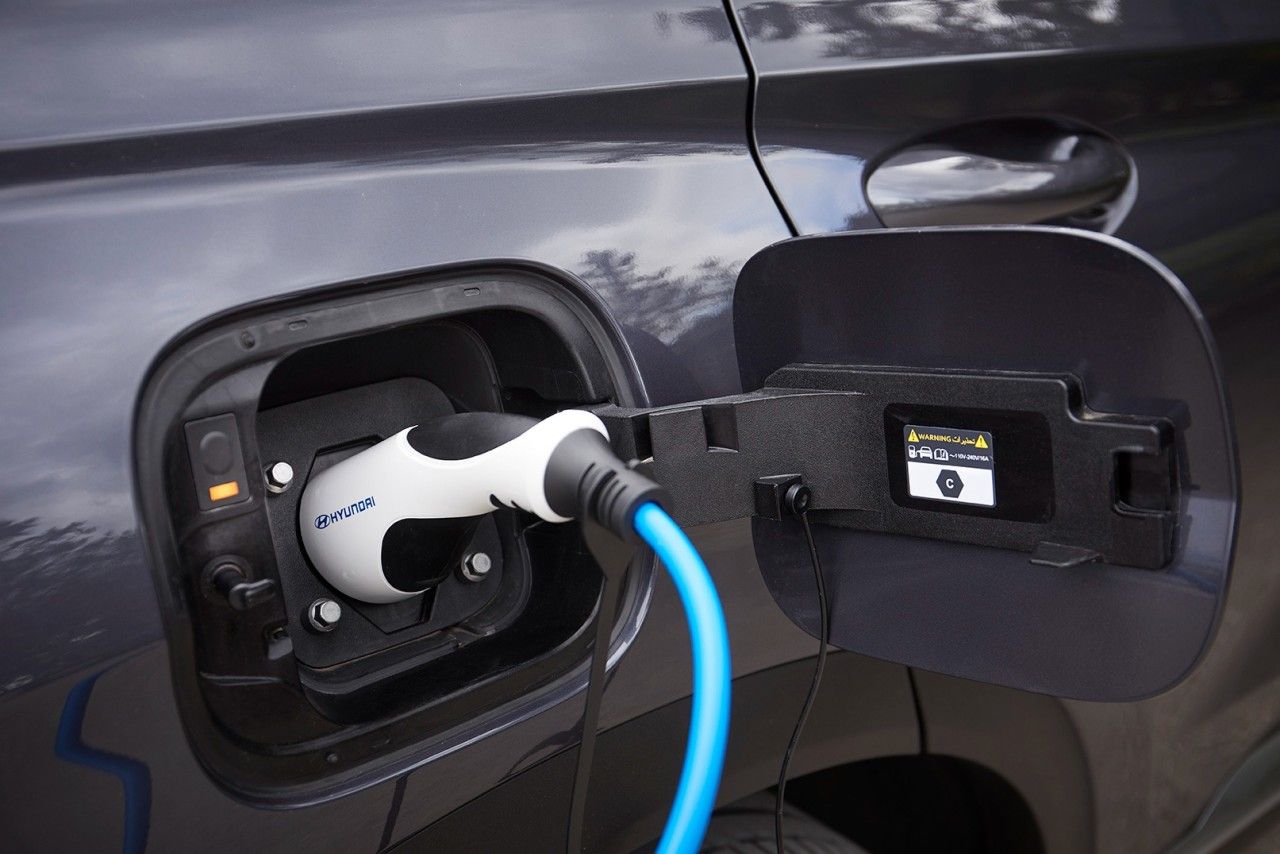 Alemania se cargará las ayudas de los PHEV en 2023, y rebajará las de los eléctricos