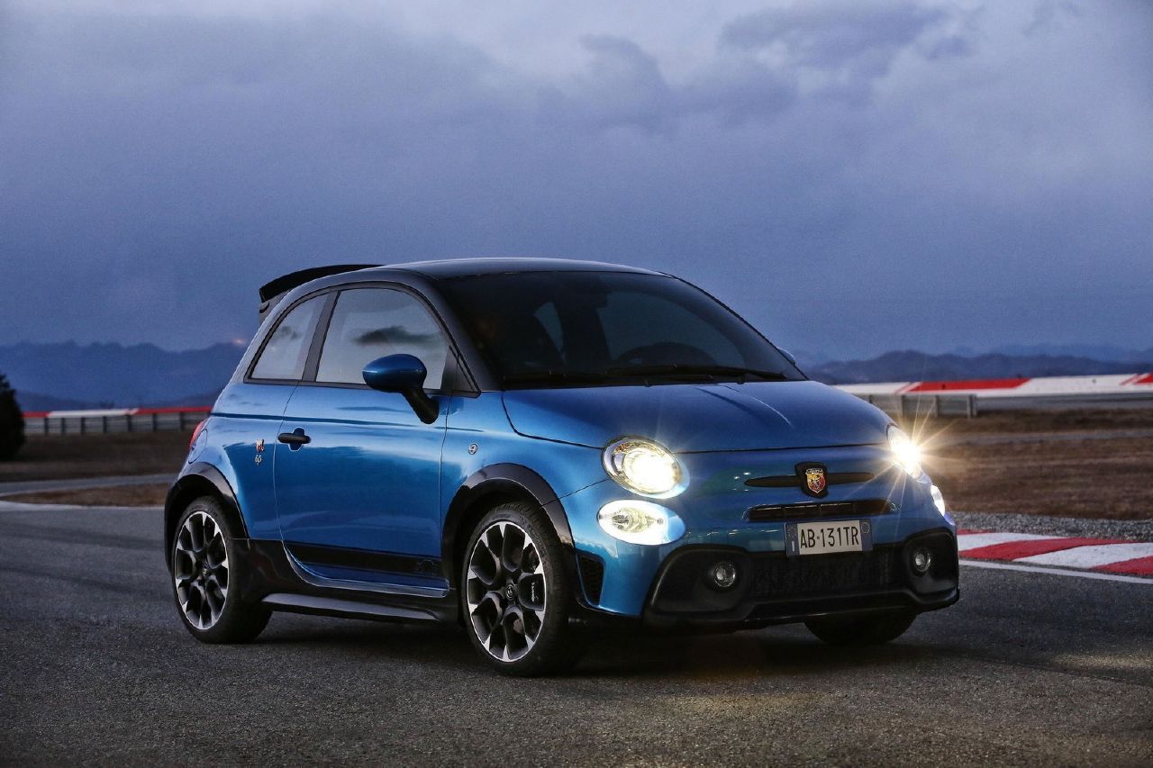 Abarth 695 Tributo 131 Rally, nueva edición especial con herencia de los rallyes 