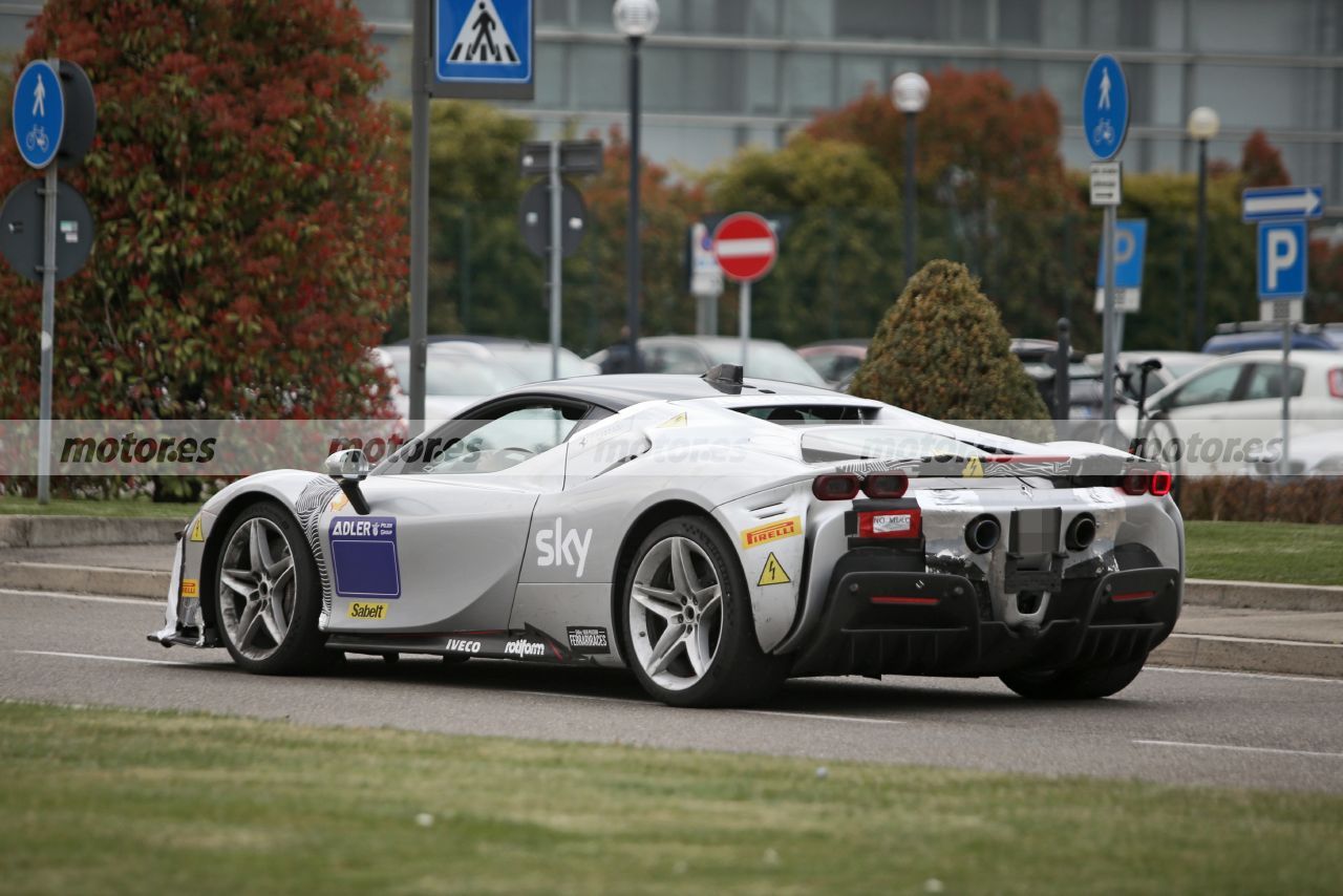 Fotos espía Ferrari SF90VS 2023