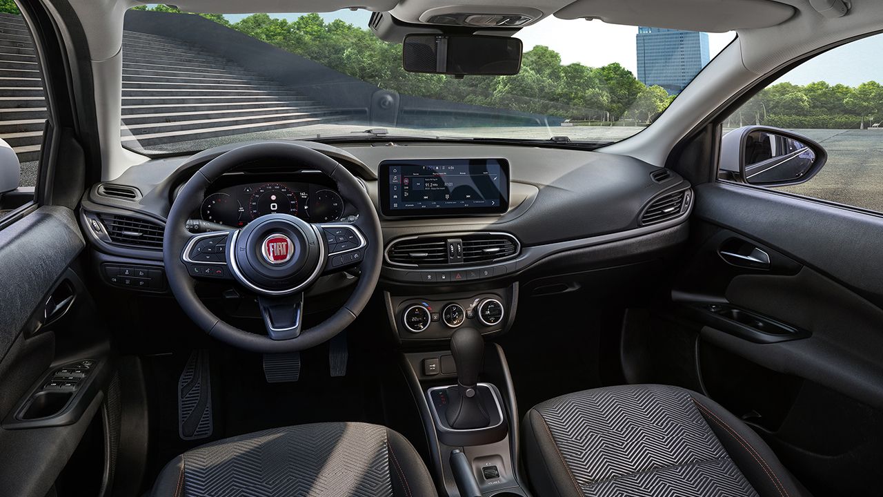 FIAT Tipo Garmin - interior