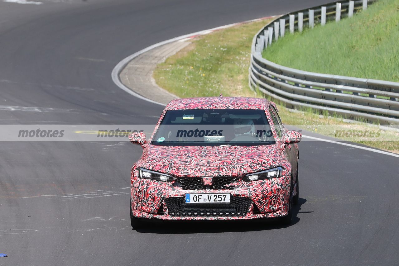 El nuevo Honda Civic Type R 2023 se pasea por Nürburgring, ¿récord a la vista?