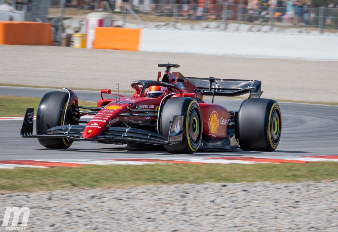 Leclerc se confirma como la referencia en Montmeló y los Mercedes sorprenden