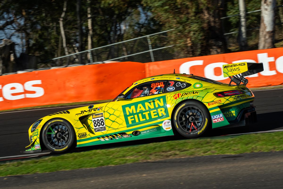 El Mercedes #75 liderado por Jules Gounon gana las 12 Horas de Bathurst