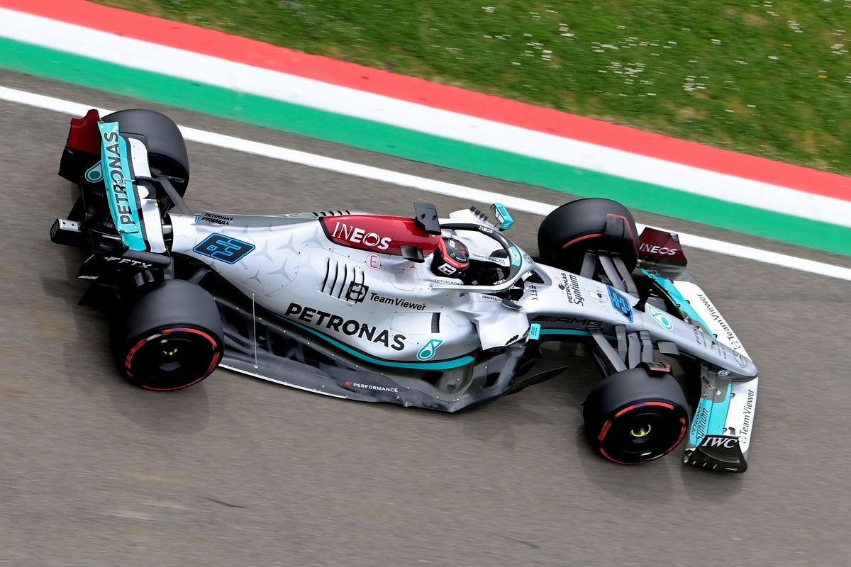 Mercedes sigue hecha un lío: ni Wolff sabe aclarar lo que ocurrirá con el W13