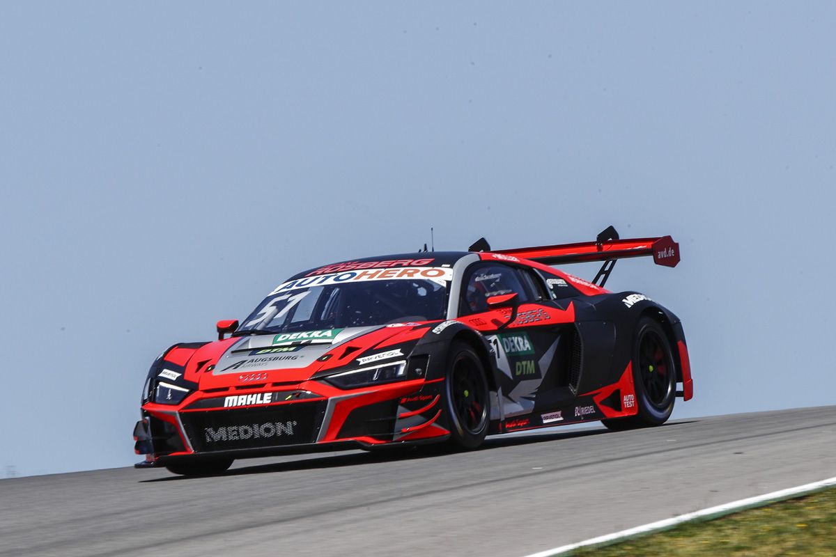 Nico Müller se impone desde la pole en la segunda manga del DTM en Portimao