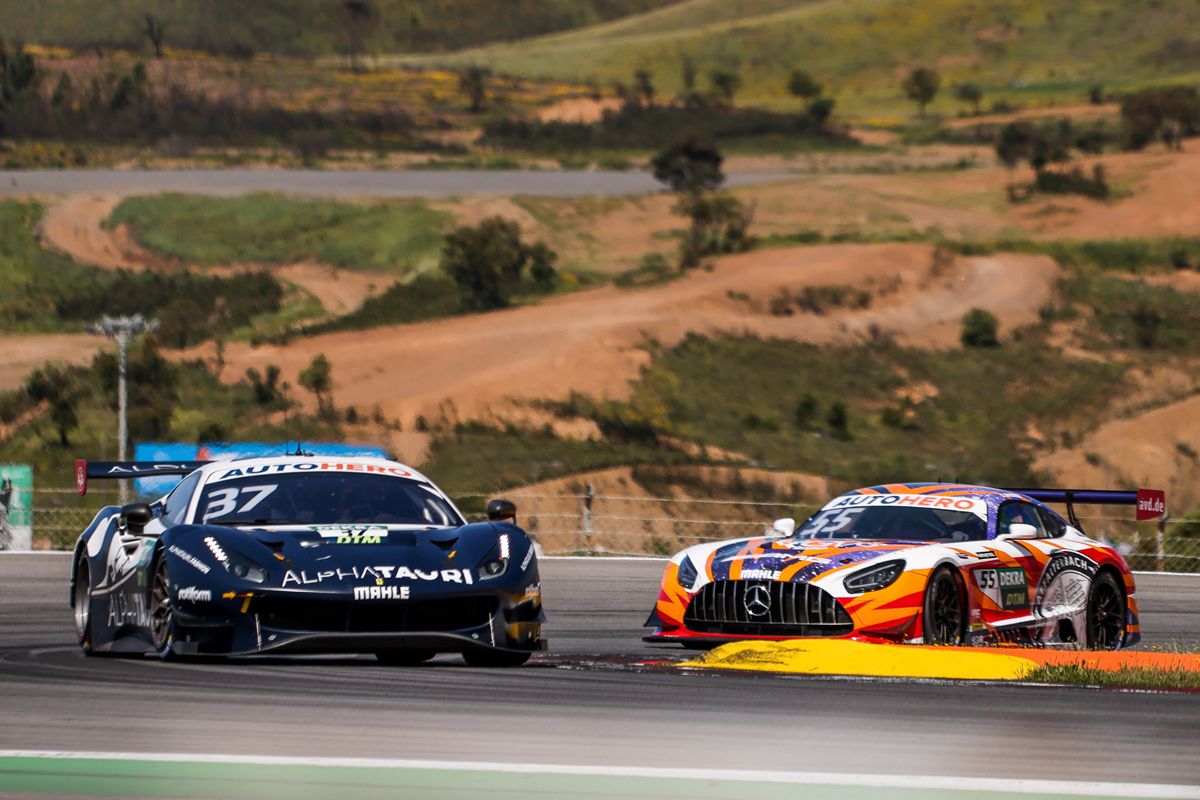 Los pilotos del DTM elogian el enorme debut de Sébastien Loeb en la serie