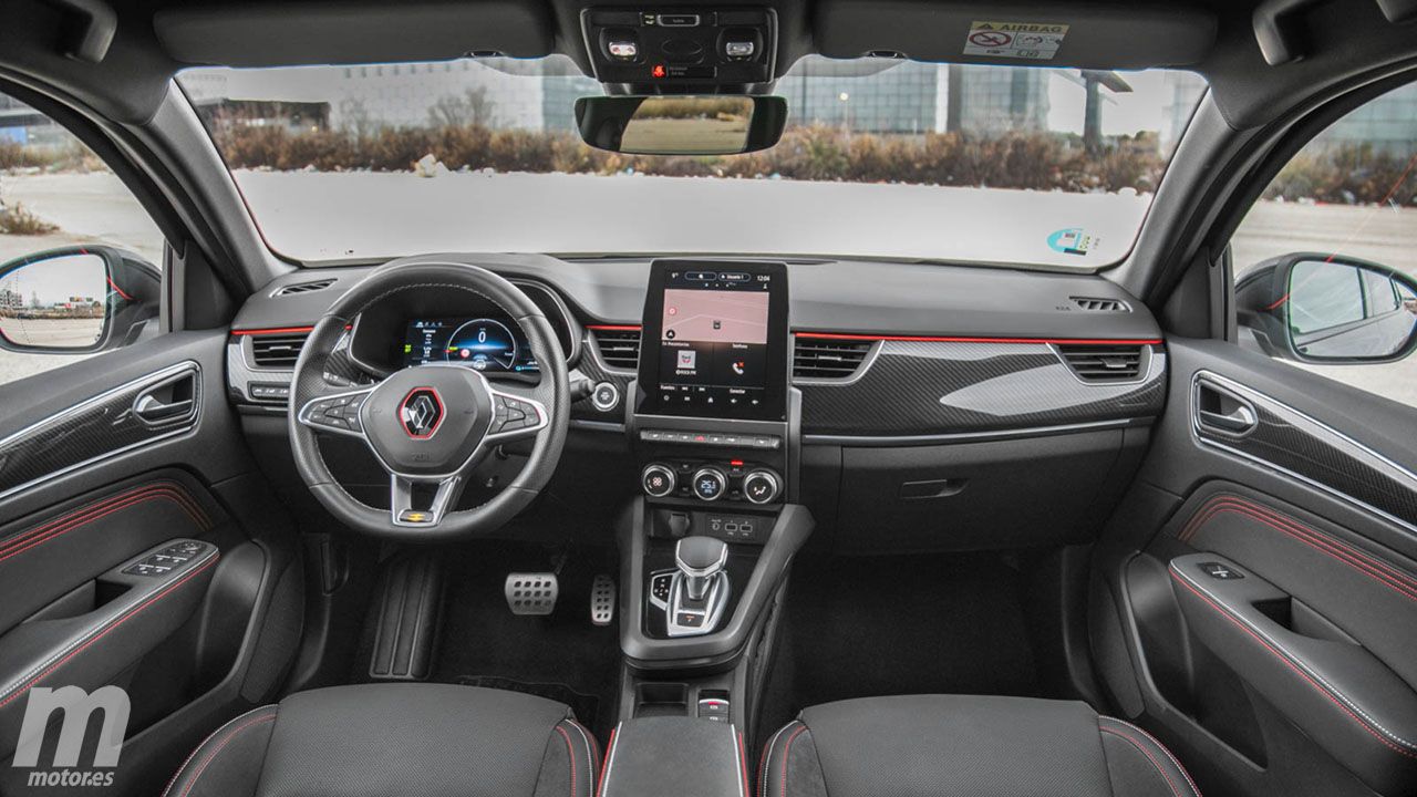 Renault Arkana Fast Track - interior