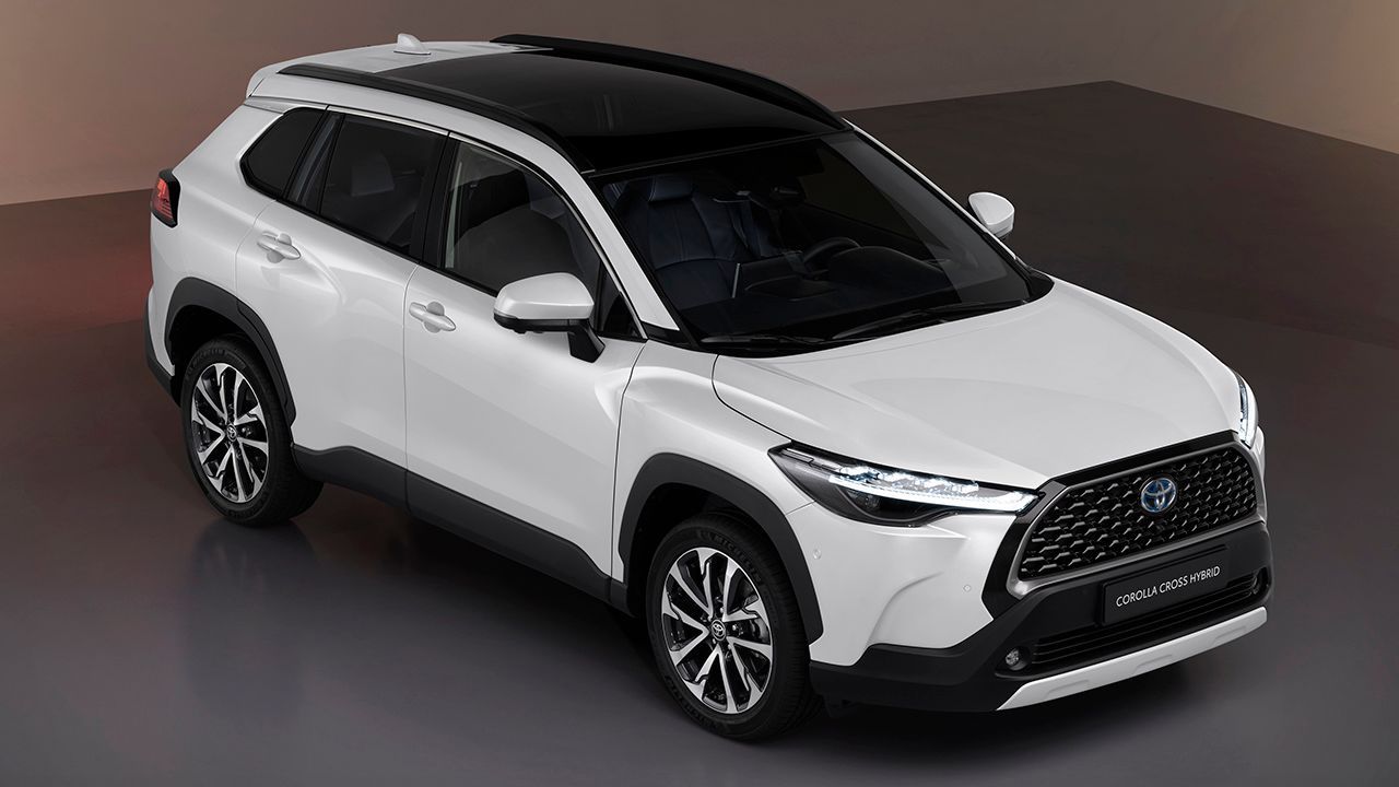 Argentina - Abril 2022: El Toyota Corolla Cross sigue ganando puestos