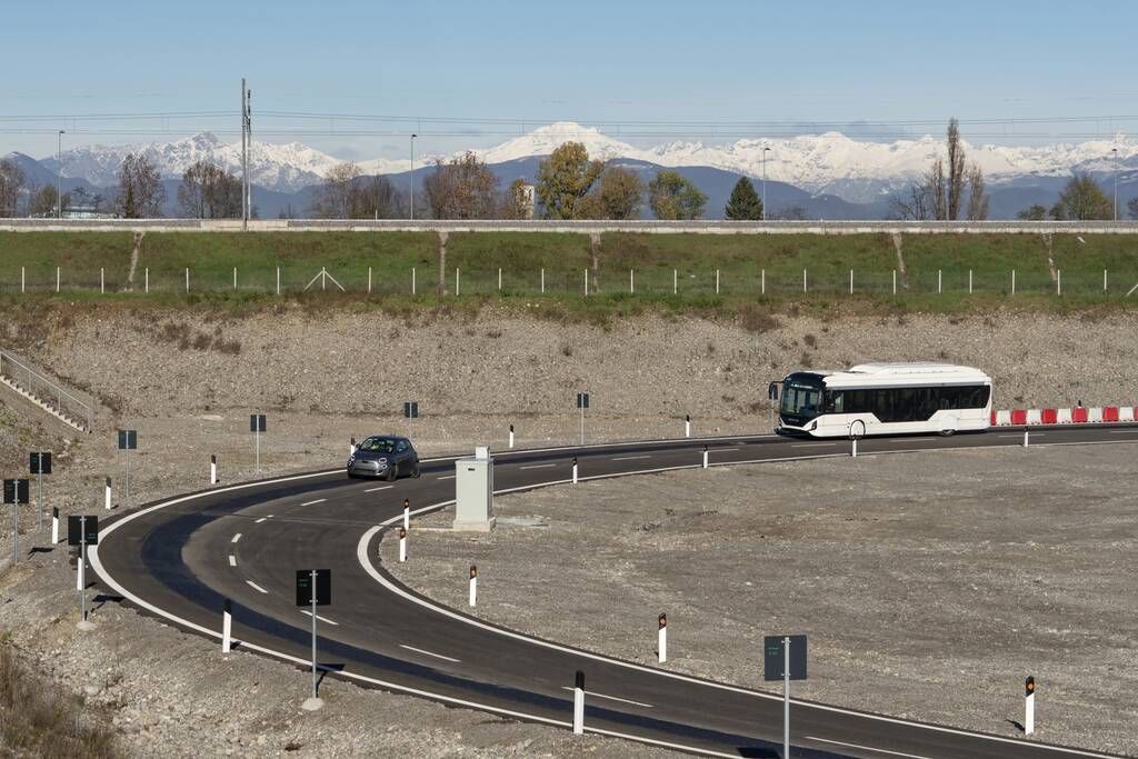 Arena del Futuro, la demostración de la tecnología de recarga de vehículos eléctricos en marcha