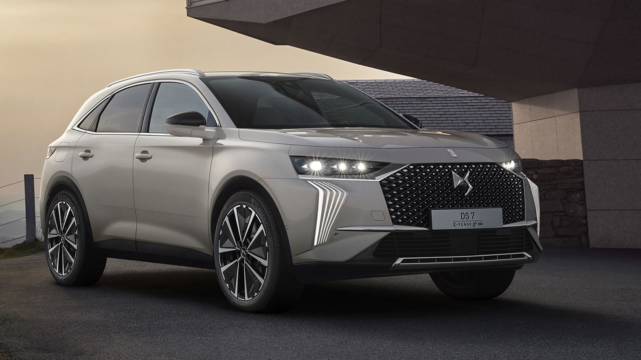 DS 7 2023, completa renovación para el SUV francés que renuncia al «apellido» Crossback