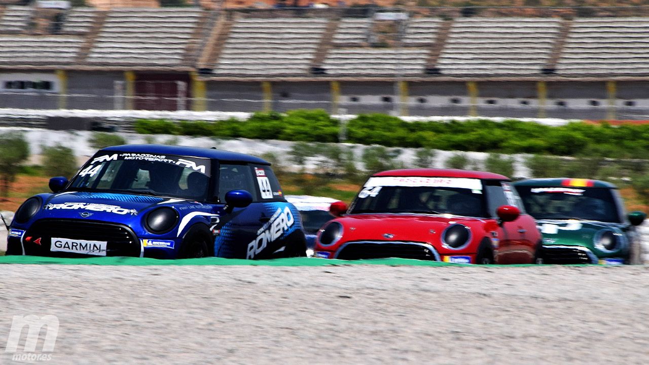 Alejandro Romero y Luis Recuenco en un momento de la carrera