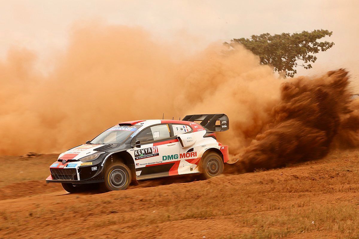 Liderato de Ogier y susto para Rovanperä en el SS1 del Safari Rally