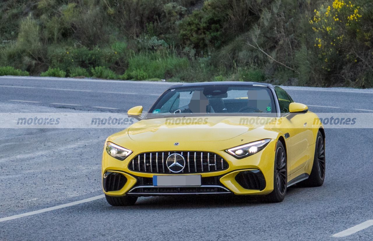 El Mercedes-AMG SL 53 PHEV, al desnudo en estas fotos espía