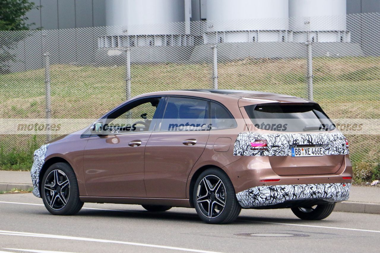 Fotos espía Mercedes Clase B PHEV Facelift 2023