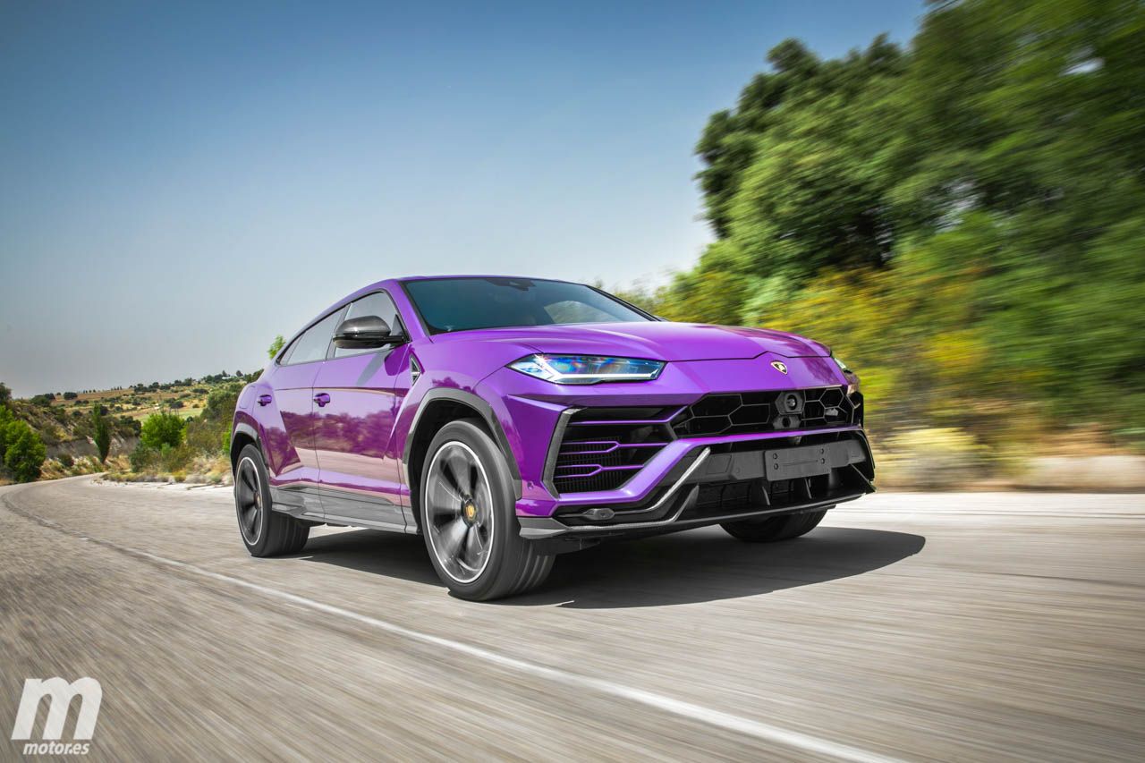 Prueba del Lamborghini Urus, imponente bestia innecesaria