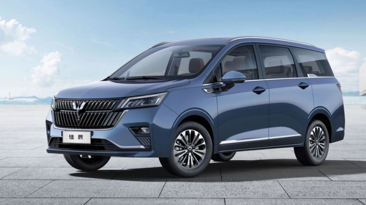 Wuling lanza un monovolumen de siete plazas por menos de 10.000 euros