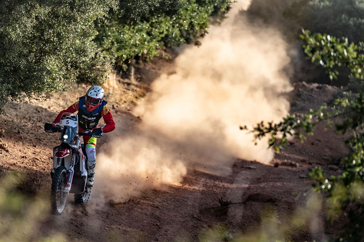 Al-Attiyah y Schareina mandan en la primera etapa de la Baja Aragón