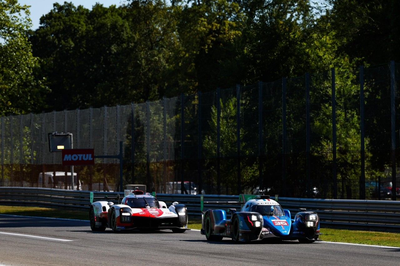 Alpine se reivindica con una victoria épica en Monza sobre Toyota