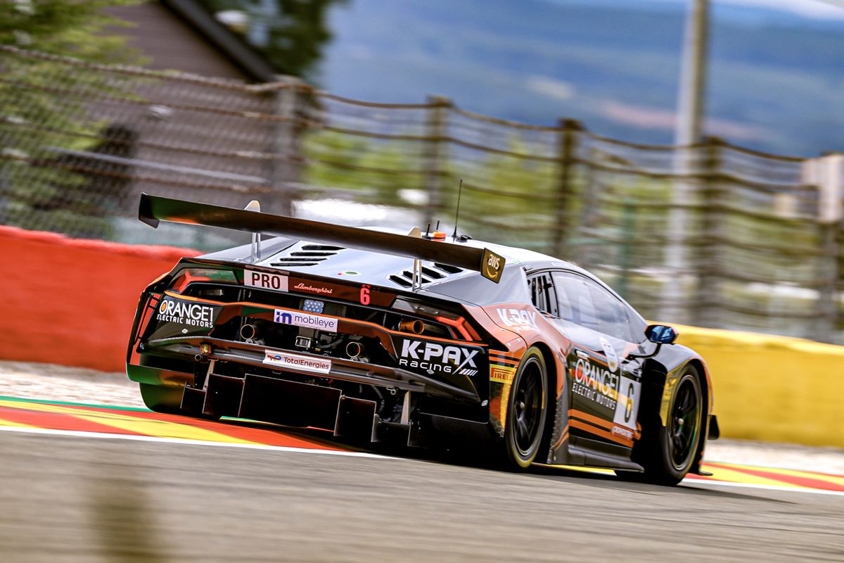 Andrea Caldarelli logra la pole de las 24 Horas de Spa con el Lamborghini #6