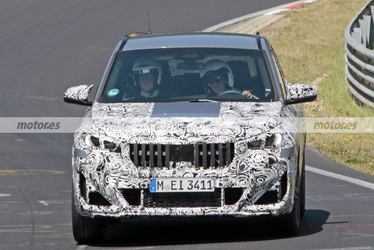 El BMW X1 M35i xDrive traslada sus pruebas al circuito de Nürburgring