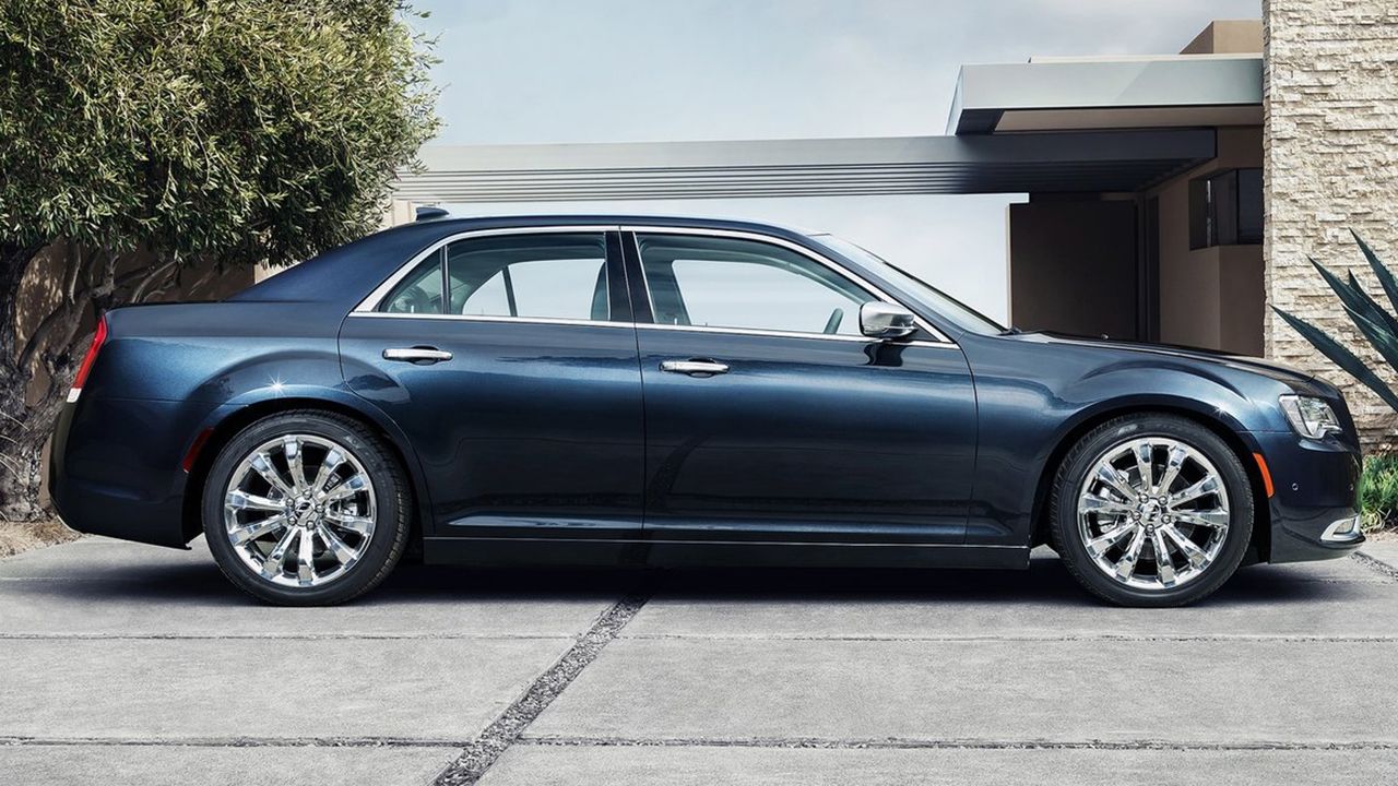 Chrysler 300 - lateral