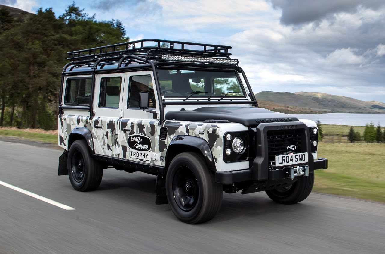 El Land Rover Defender Works V8 Trophy II conmemora al aventurero todoterreno