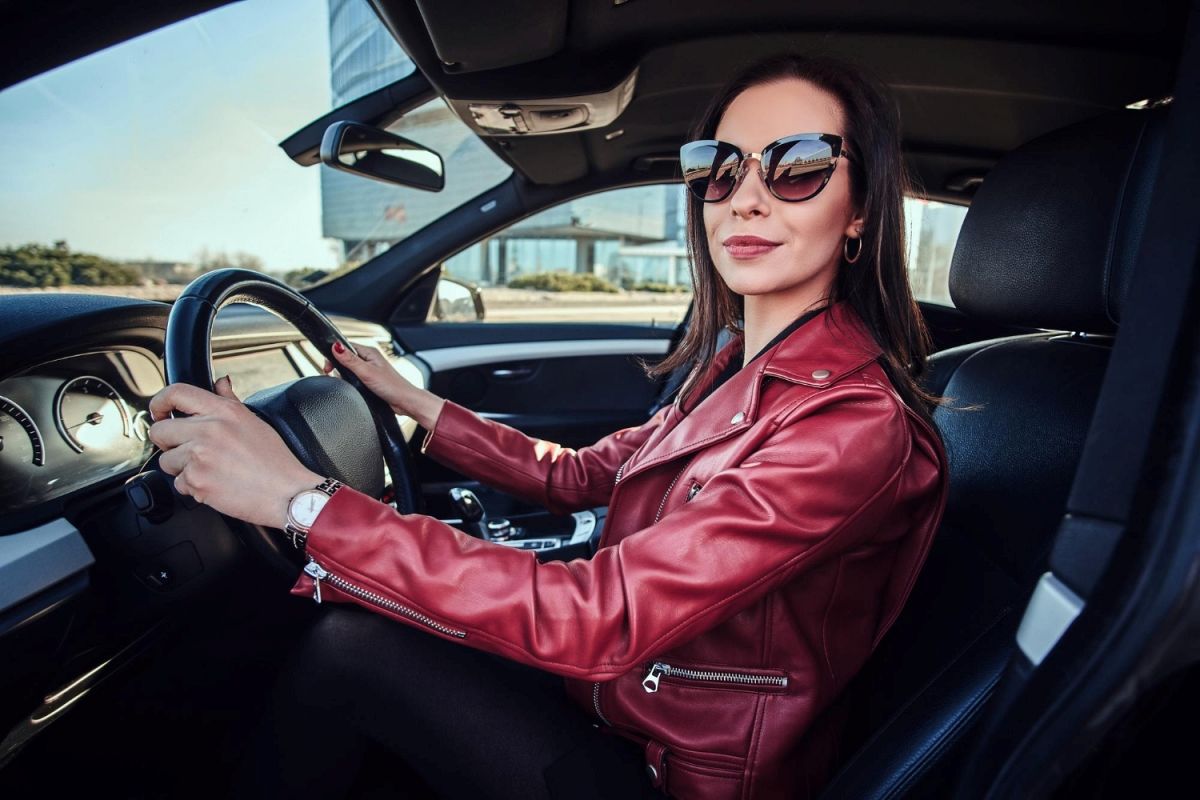 Cómo elegir las mejores gafas de sol para conducir