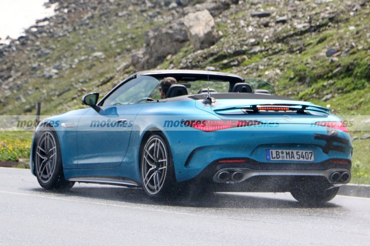 Fotos espía Mercedes-AMG SL 53 PHEV 2023