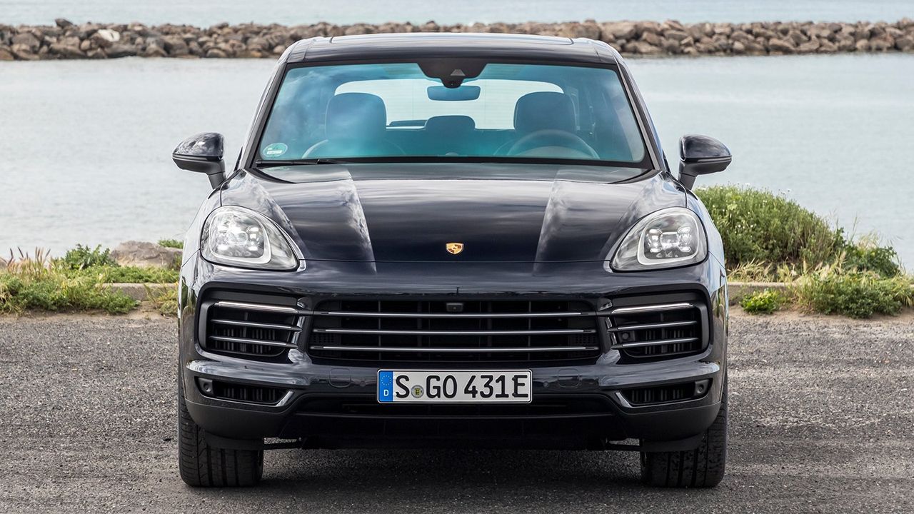 Porsche lanzará un SUV eléctrico tan grande como el Cayenne para enfrentarse al BMW iX