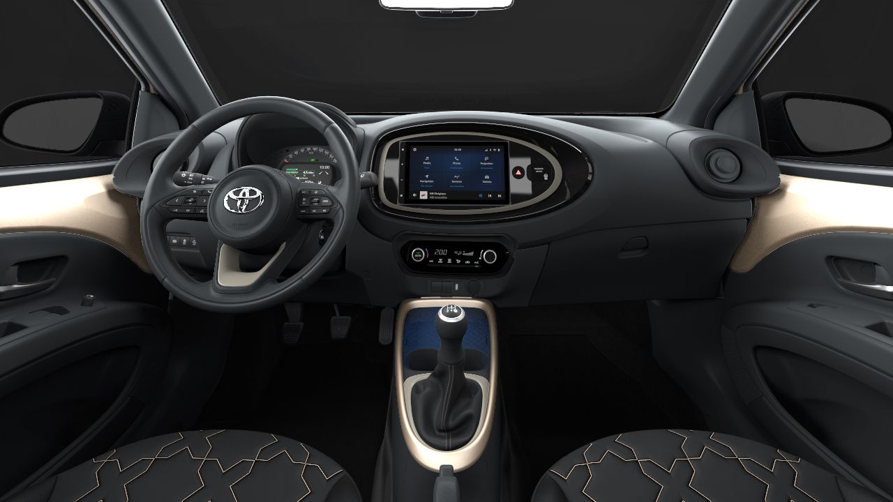 Toyota Aygo X Cross - interior