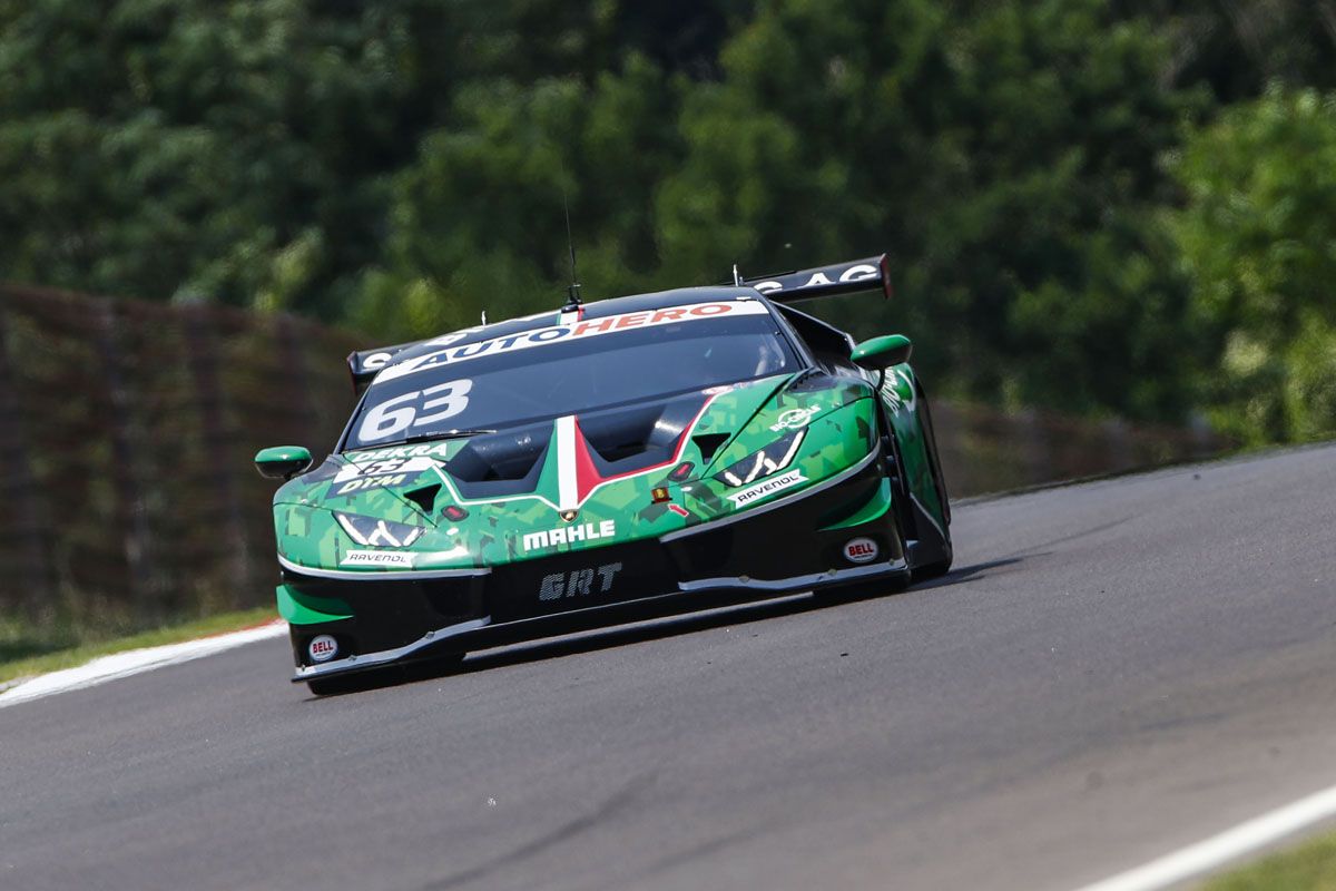 Sheldon Van der Linde retiene el liderato del DTM tras la cita de Imola