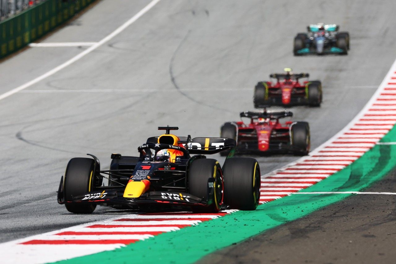 Plácida victoria de Verstappen en el sprint de Austria