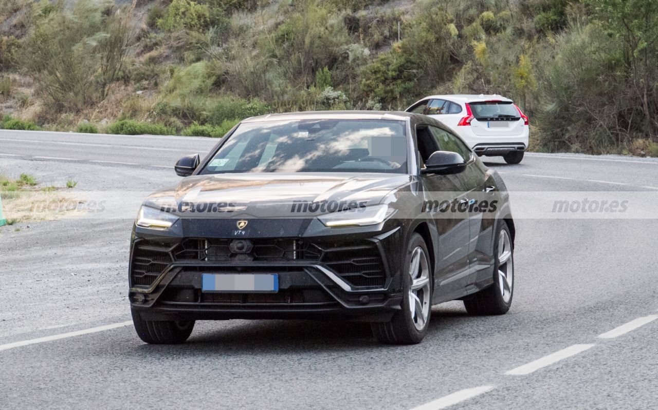 El Lamborghini Urus PHEV, un bestial SUV en pruebas para batir a sus rivales