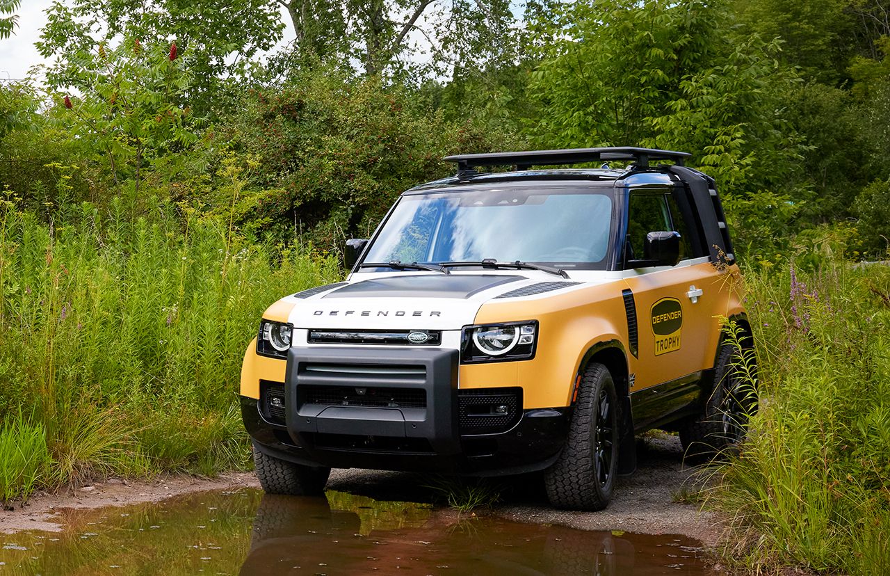 El Land Rover Defender Edition 2023 reencarna los valores de la Camel Trophy 