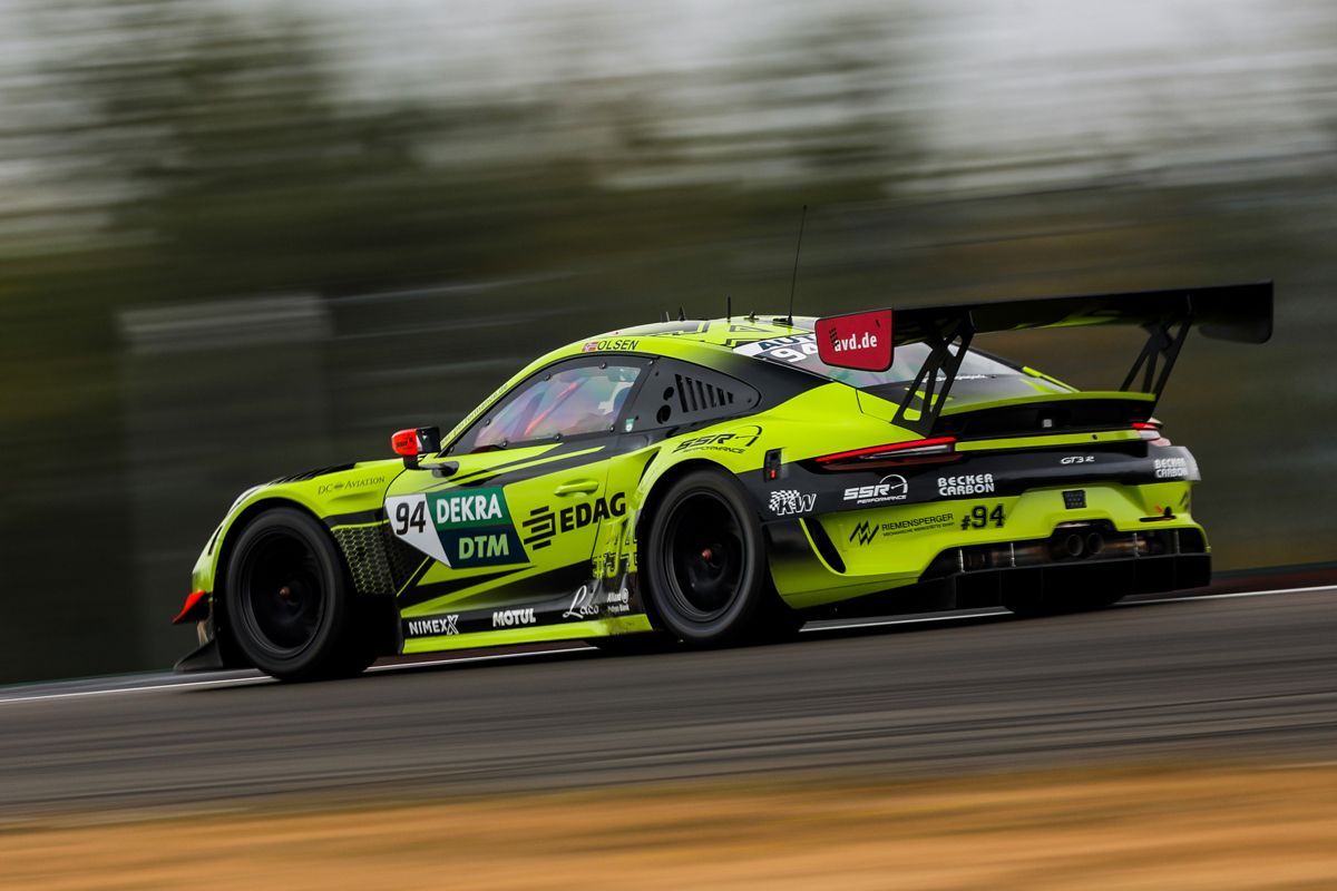 Luca Stolz gana la segunda carrera del DTM en Nürburgring por pura pillería