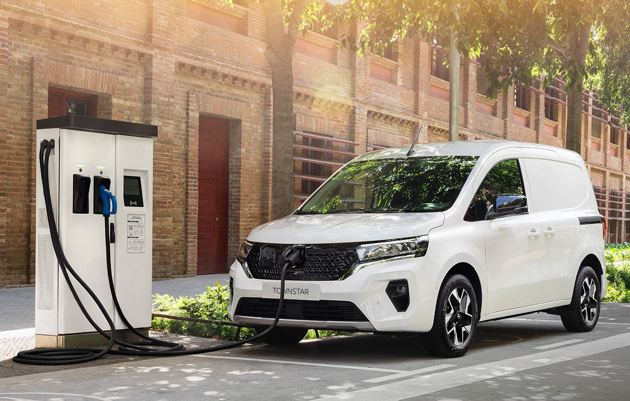 La Nissan Townstar EV se estrena en Alemania, nueva furgoneta eléctrica a la venta