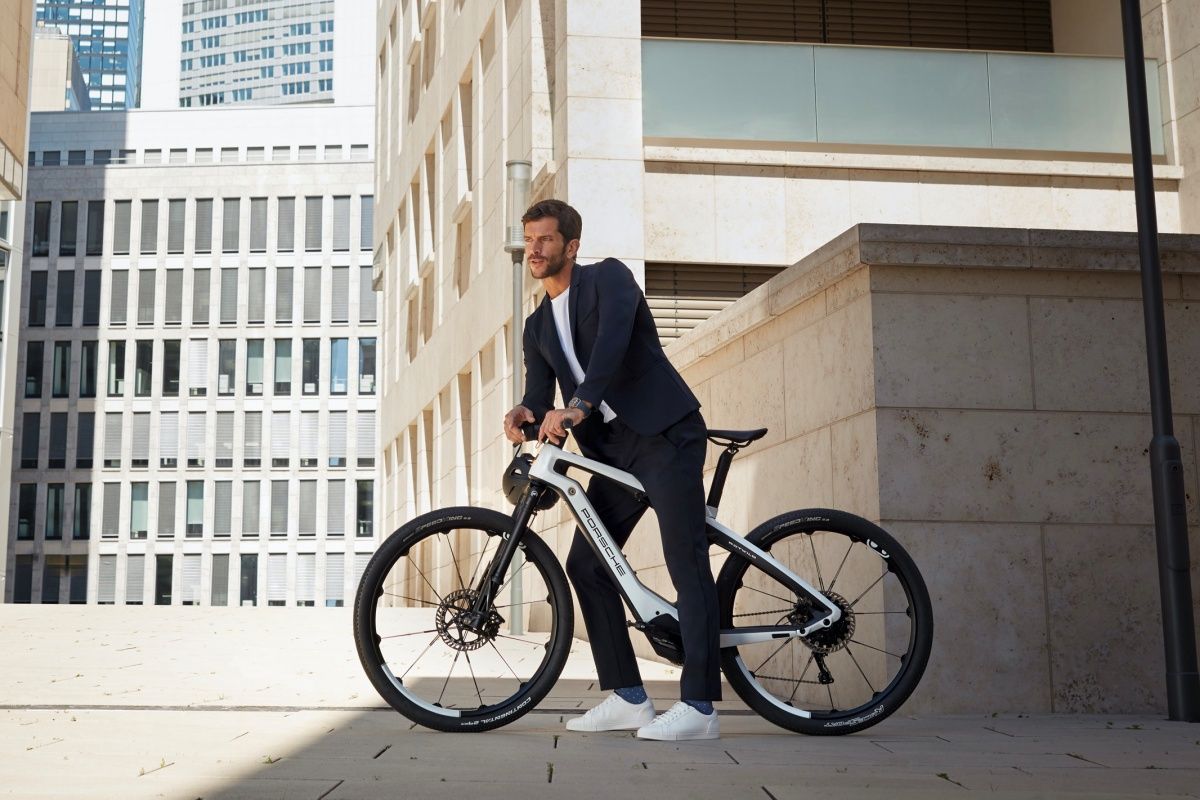 Porsche se convierte en fabricante de bicicletas eléctricas y sistemas de propulsión