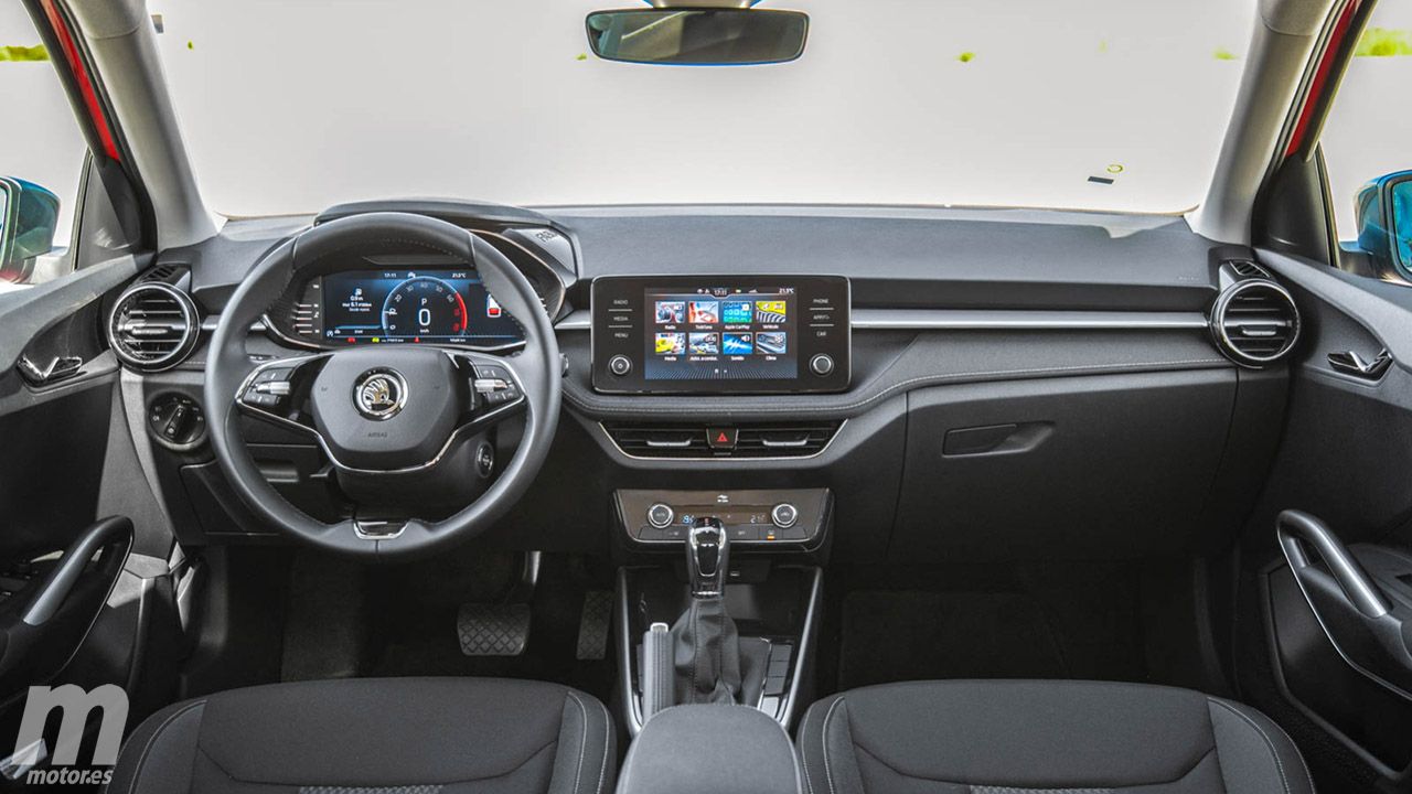 Skoda Fabia 2023 - interior