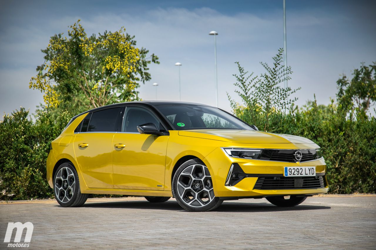 Prueba Opel Astra Ultimate 1.2T 130 CV, práctico y eficaz