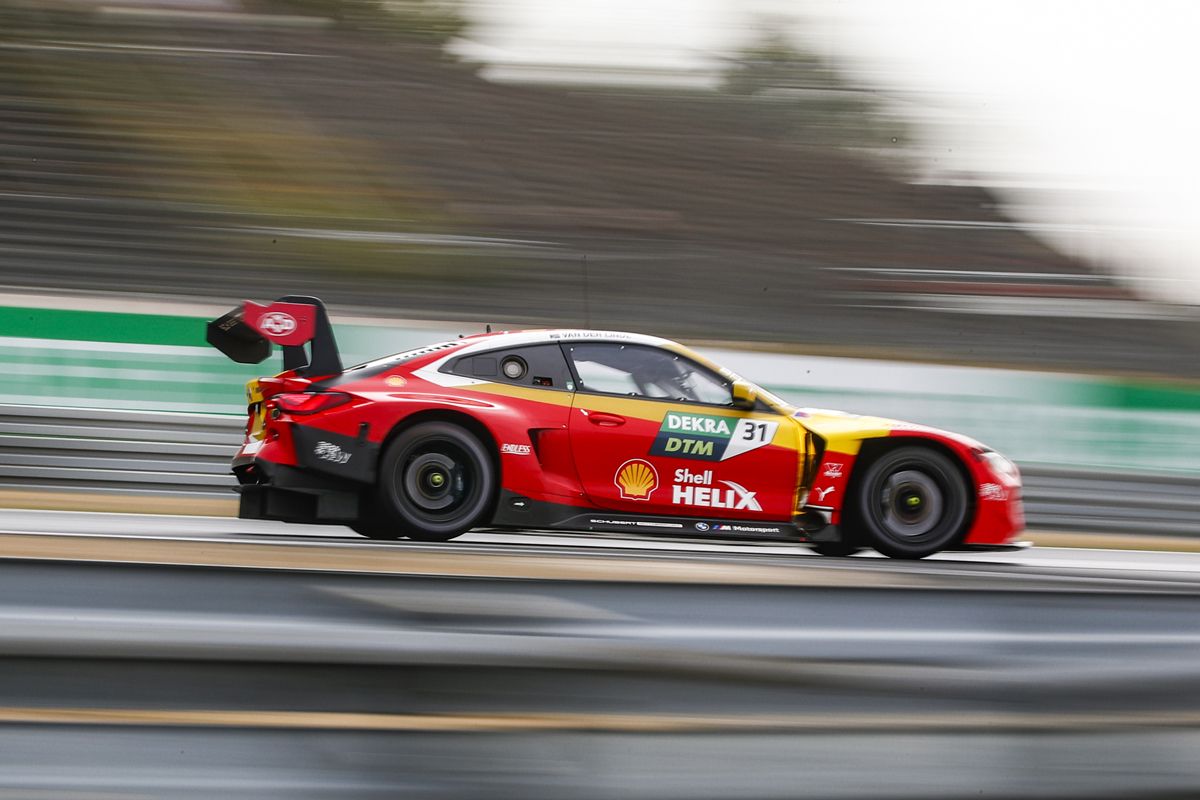 Sheldon Van der Linde logra la única pole del DTM disputada en Nürburgring