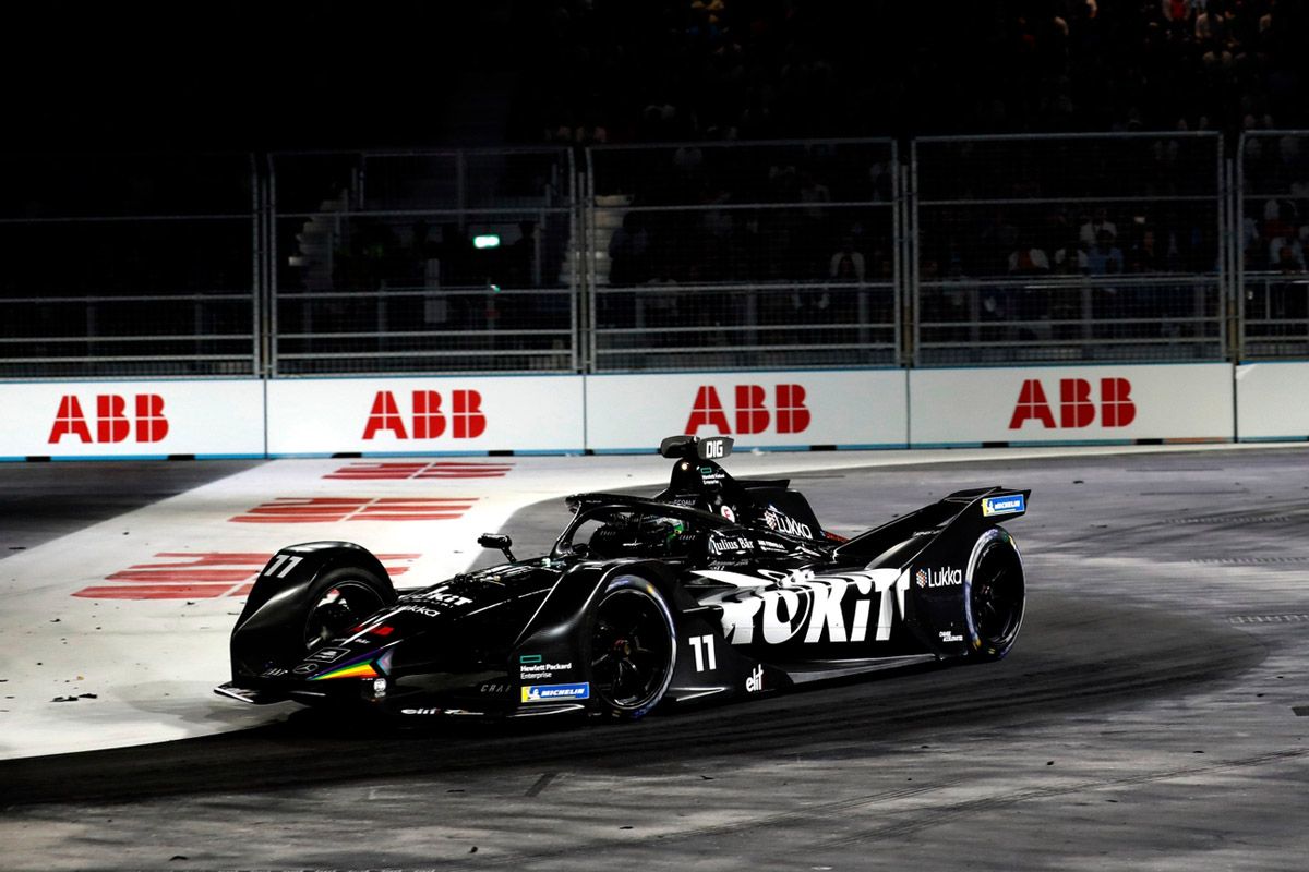 Stoffel Vandoorne roza el título de la Fórmula E tras el ePrix de Londres