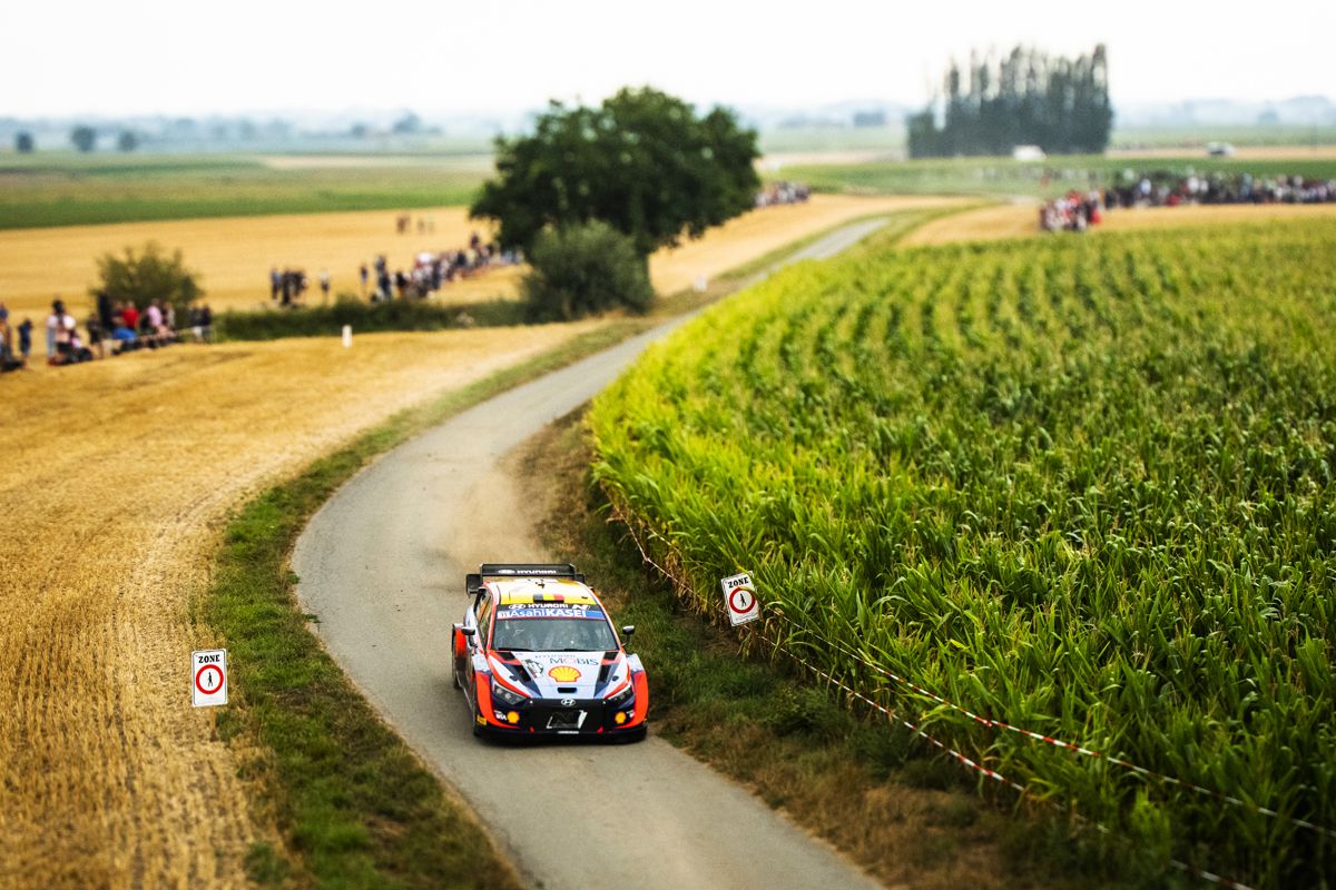 Thierry Neuville se gusta en casa y lidera el shakedown del Ypres Rally