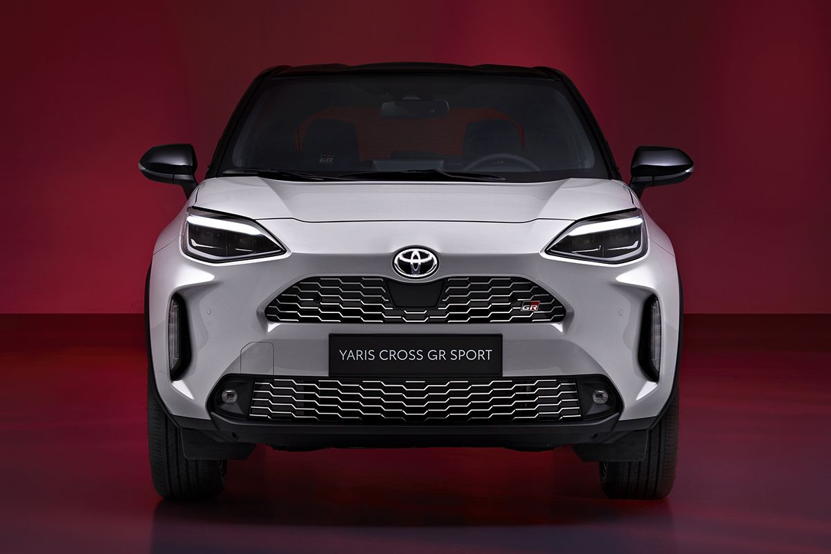 Toyota Yaris Cross GR Sport - frontal