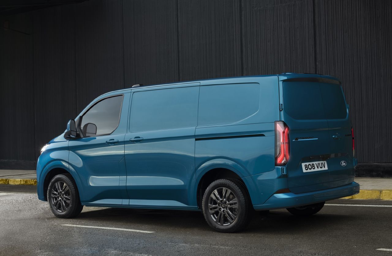 Ford E-Transit Custom