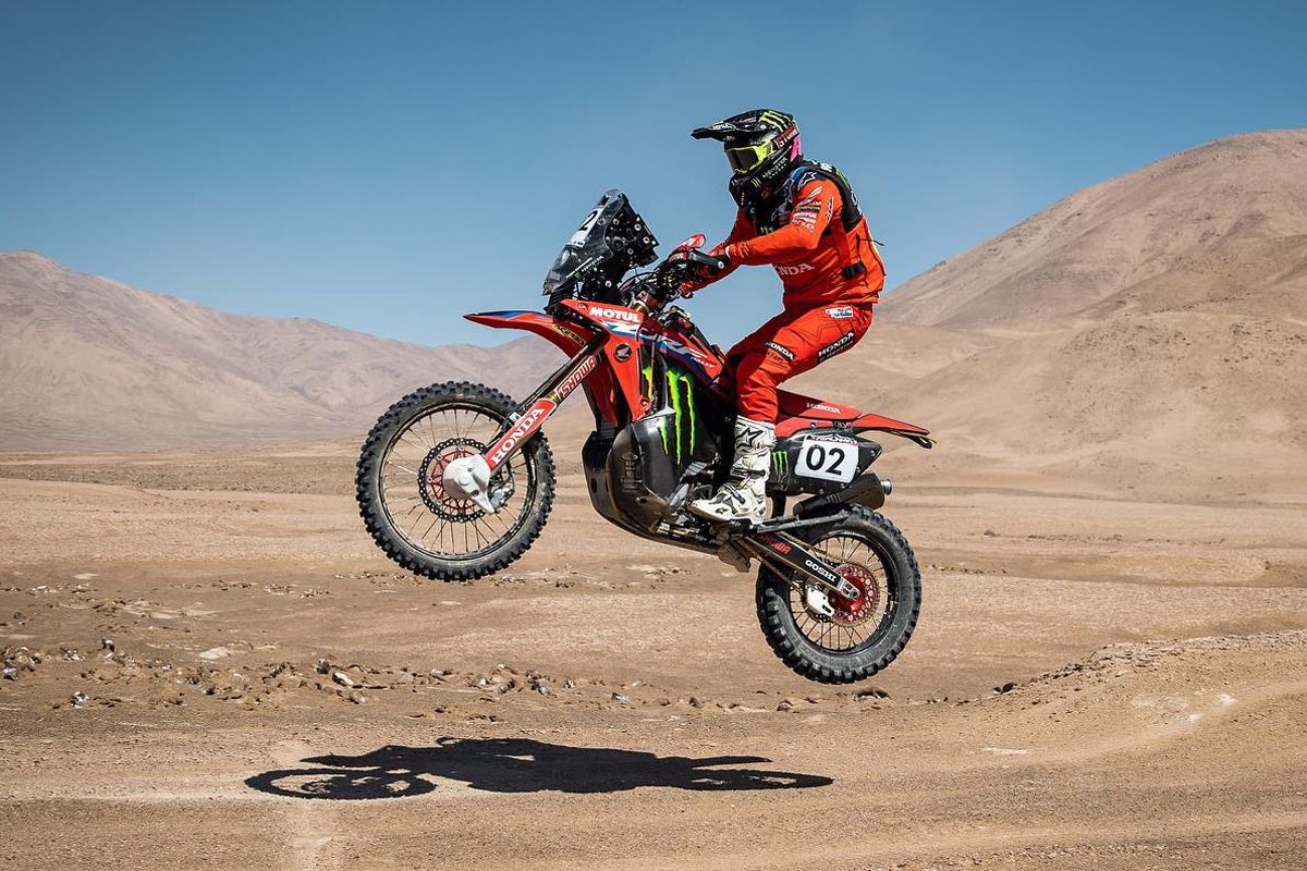 Imponente victoria de Pablo Quintanilla y Honda en el Atacama Rally