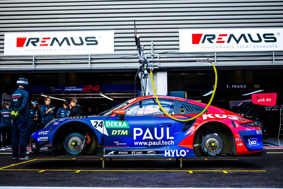 La lluvia de Spa riega el poderío de Porsche: pole de Dennis Olsen