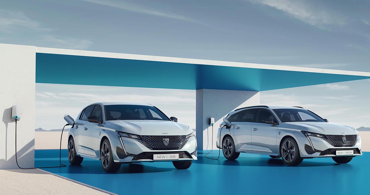 Debuta el nuevo Peugeot e-308, llega la versión 100% eléctrica al compacto y al 308 SW